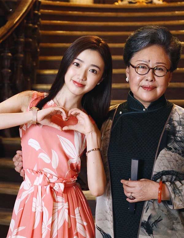 新加坡外围女经纪人